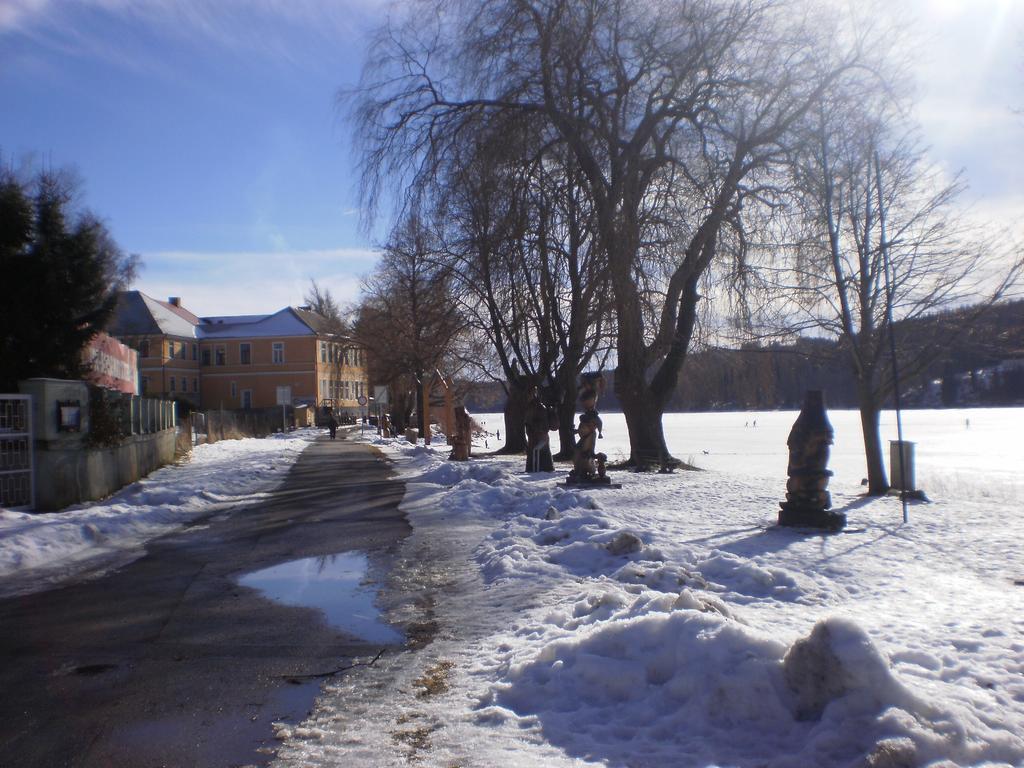 Apartmany Eva Frymburk nad Vltavou Exterior foto